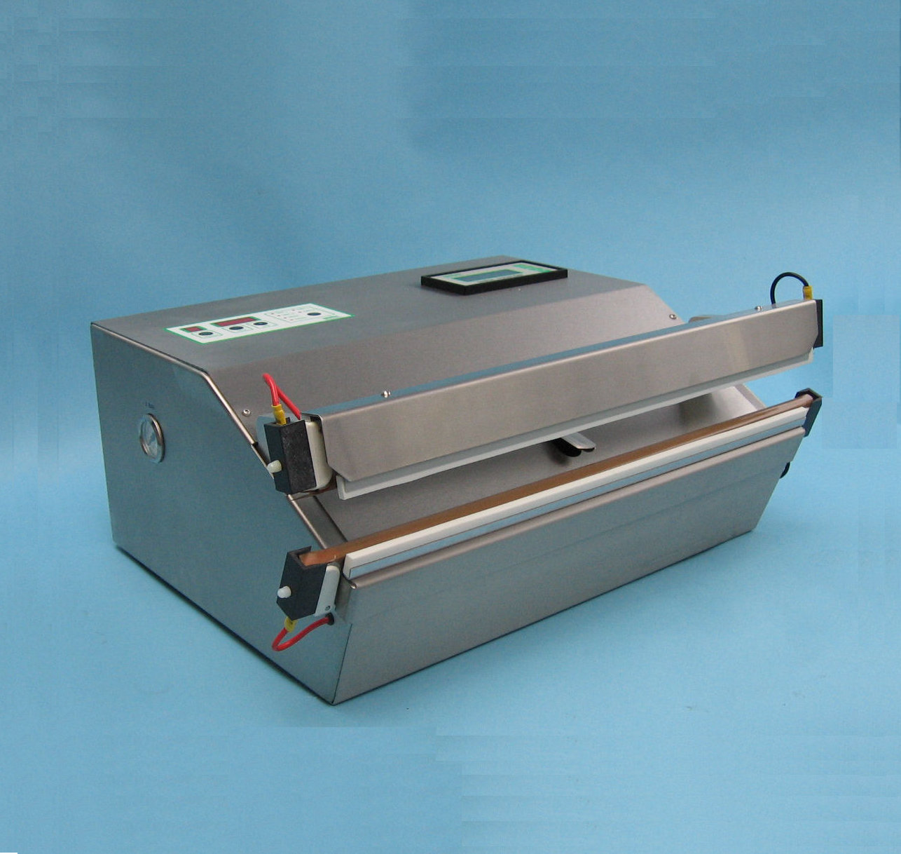 VacSeal range of semiautomatic machines Astrapac