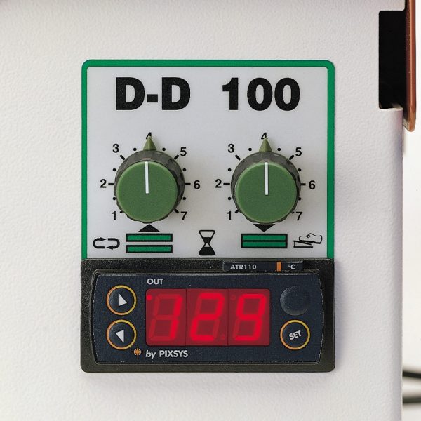 Dd100 essays 08 image